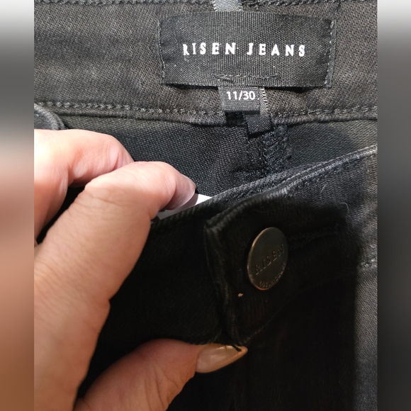 Risen NWT Black Distressed Wide-Leg Jeans Size 11/30 Waist 32 Inseam 26 - Picture 4 of 4
